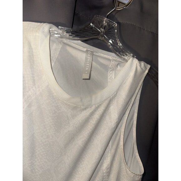Athleta Zephyr Athletic Tank Medium Athleisure Gym Yoga - Picture 4 of 5